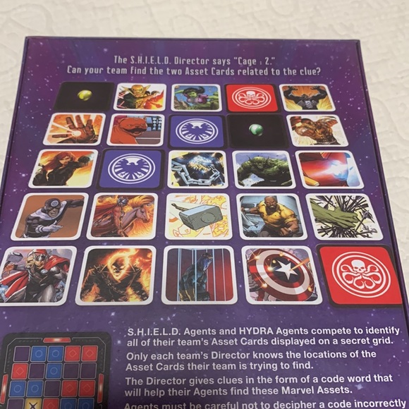 Codenames Marvel Game by USAopoly - Picture 10 of 13